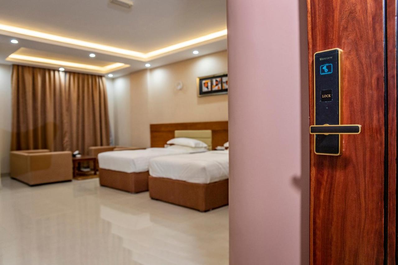 Red-5 - Al Safa Suites Σαλάλα Εξωτερικό φωτογραφία