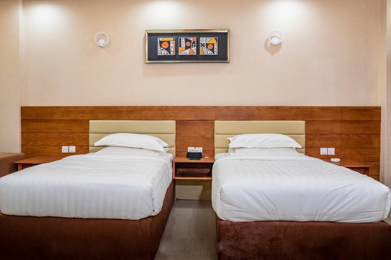 Red-5 - Al Safa Suites Σαλάλα Εξωτερικό φωτογραφία